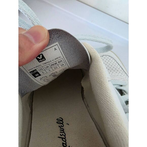 Madewell x VejaTM Vegan Leather V-10 Sneakers in Pastel Neon Colorblock US 5 - Picture 8 of 11